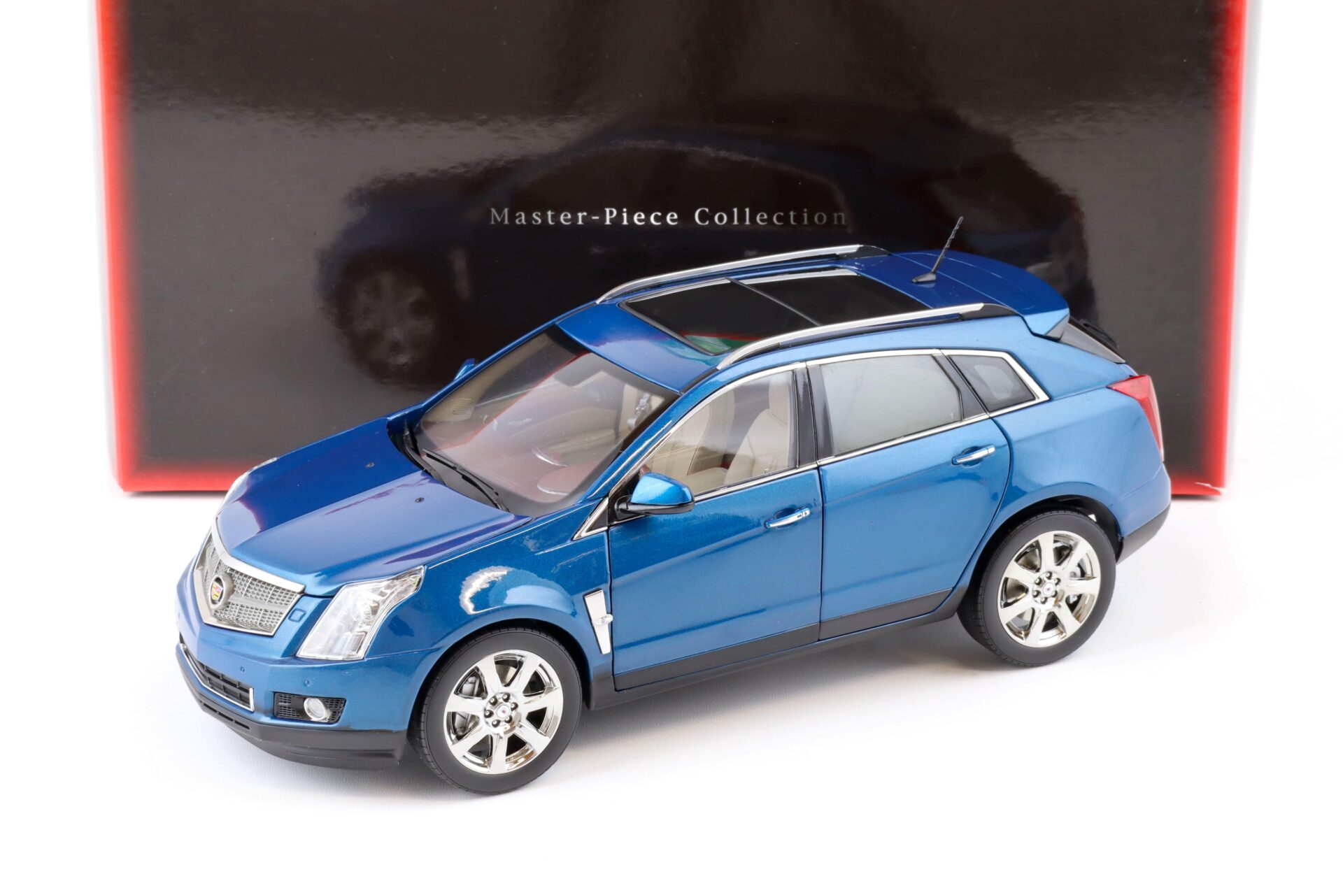 1:18 Kyosho Cadillac SRX Crossover SUV blue metallic G003BL