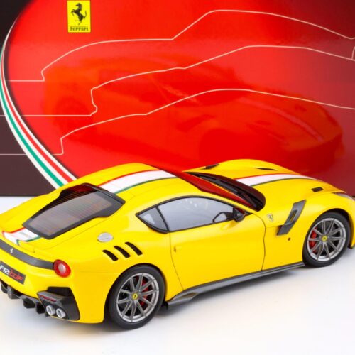 1:18 BBR Ferrari F12 TDF Giallo Tristrato yellow/ Italian Flag Diecast - Limited 60 pcs. - Image 3