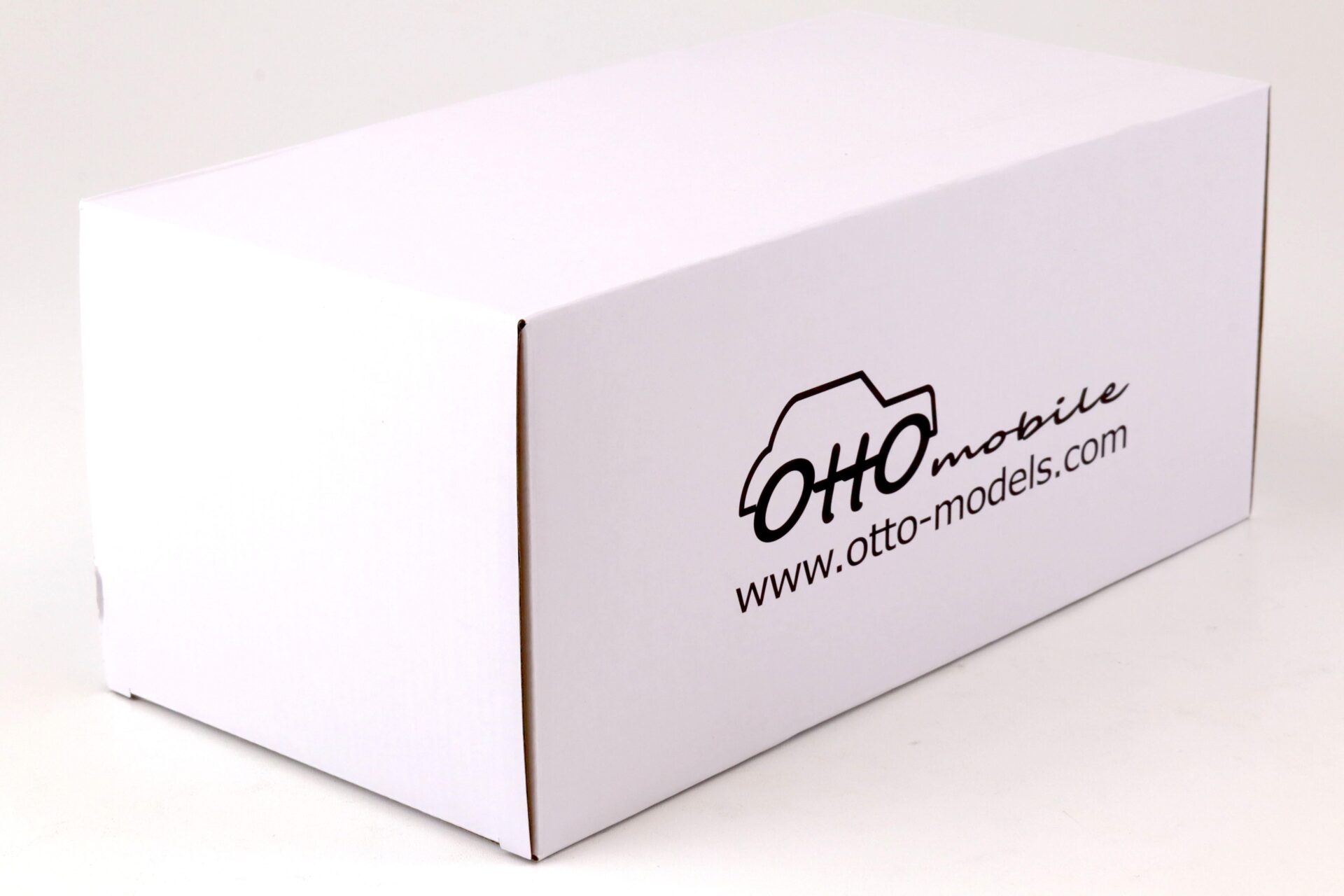 1:18 OTTO mobile OT993 Nissan Patrol GR Y60 grey/ black 1992