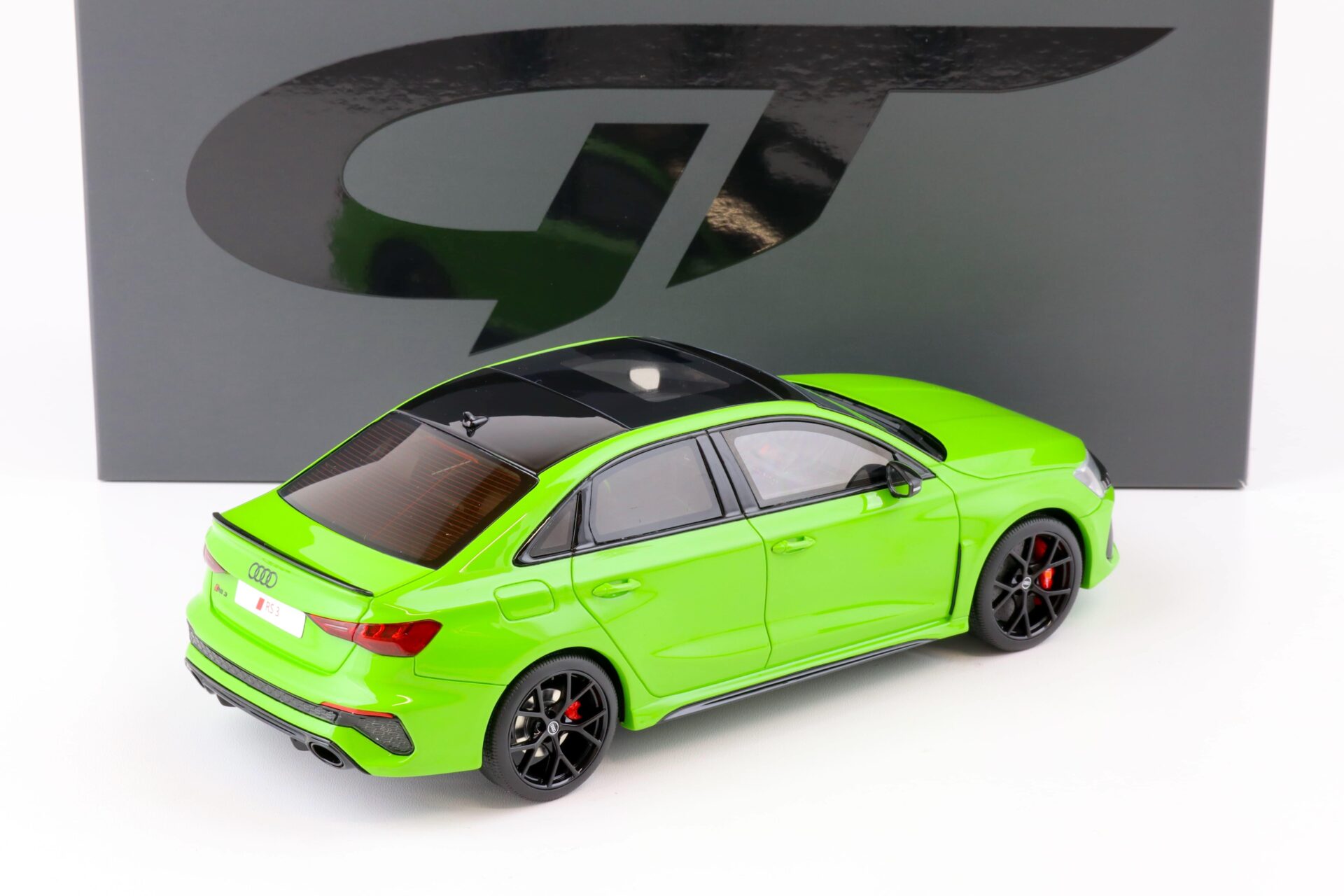 1:18 GT Spirit GT414 Audi RS3 Limousine 2021 green