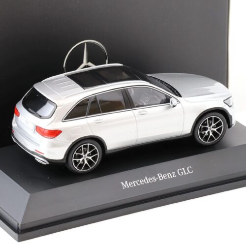 1:43 Spark Minimax Mercedes GLC X253 iridium silver DEALER VERSION