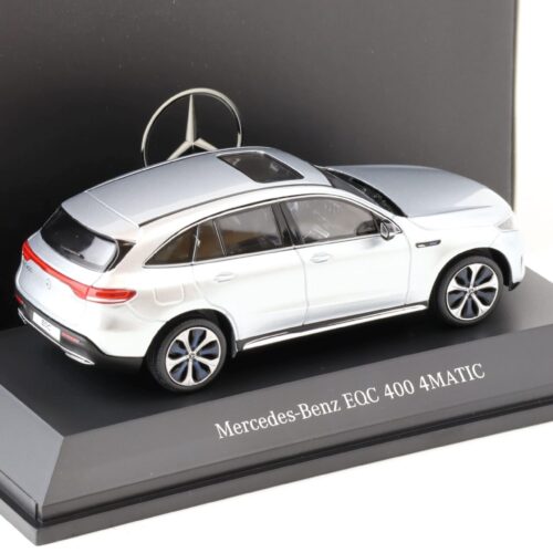 1:43 Spark Minimax Mercedes EQC 400 4Matic hightech silver DEALER VERSION