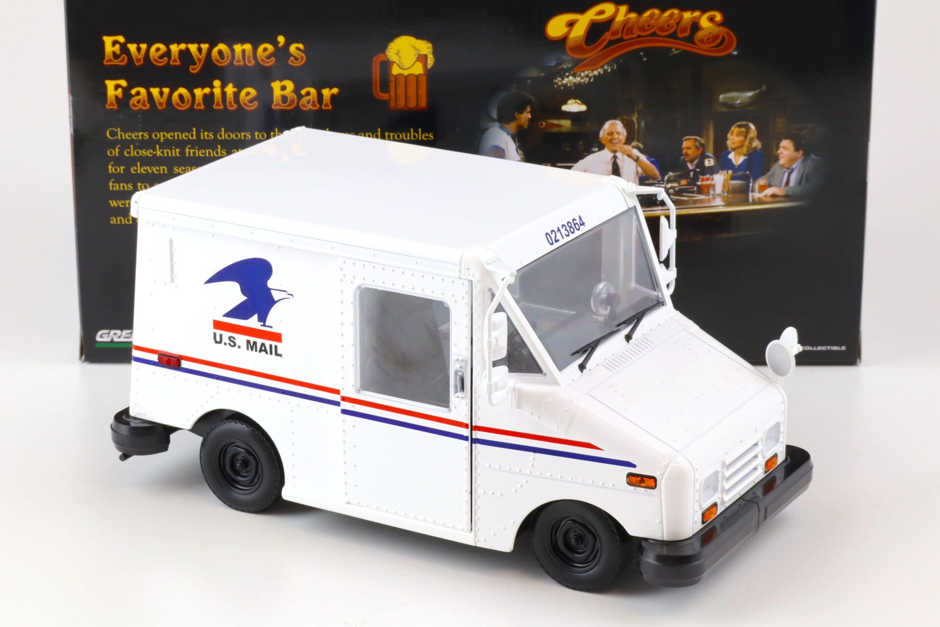 1:18 Greenlight US MAIL Long-Life Postal Service Delivery Van TV Series CHEERS white