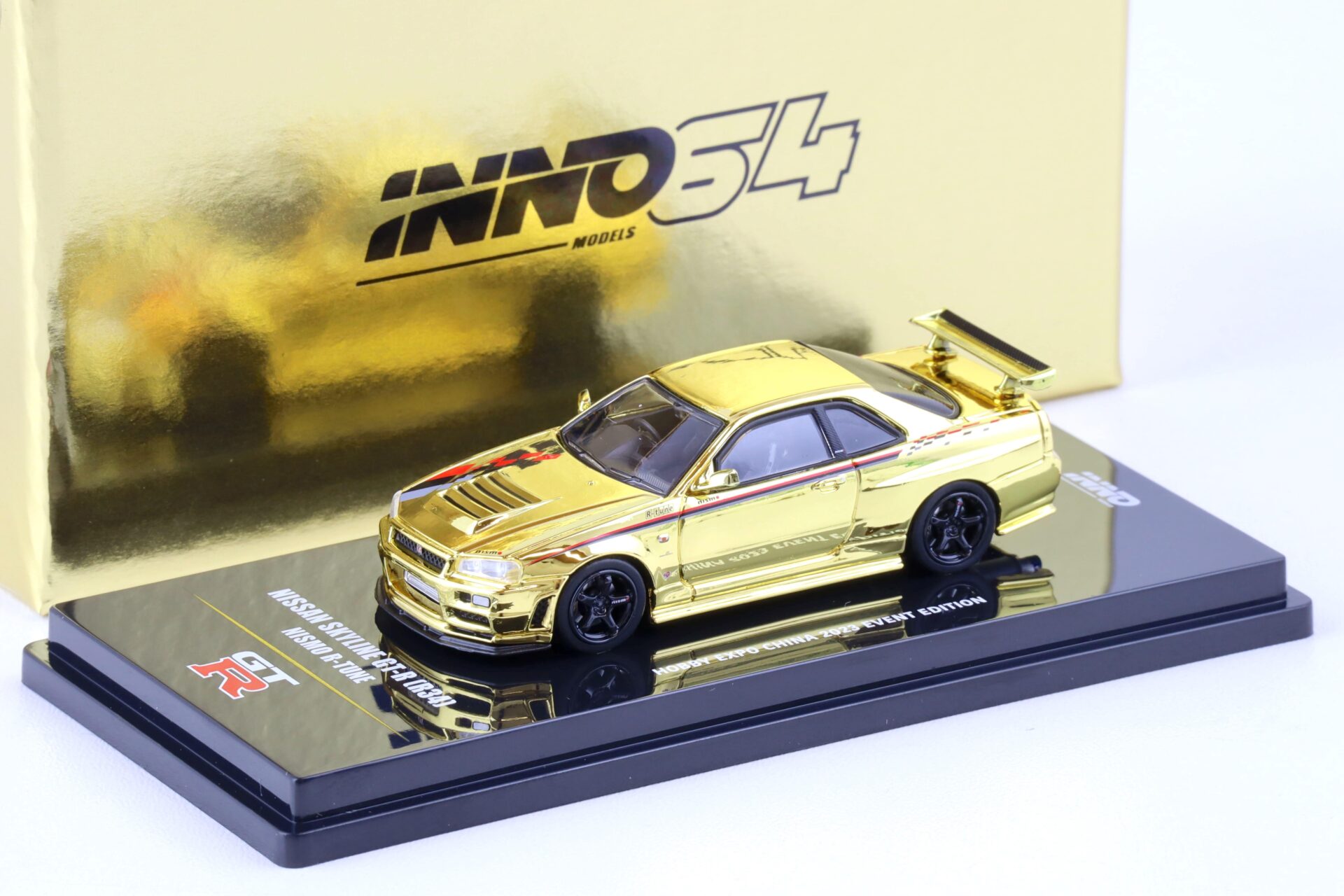 1:64 INNO64 Nissan Skyline (R34) GT-R Nismo R-Tune Hobby Expo China 2023 gold chrome