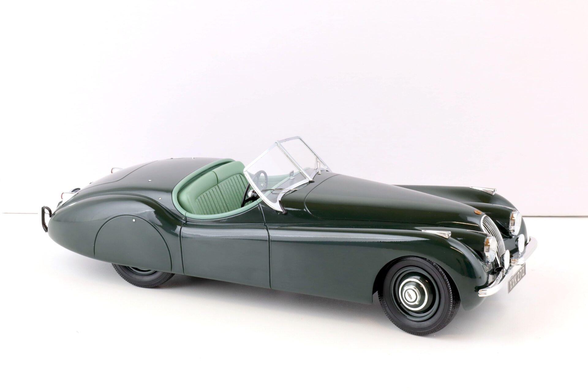 1:12 12ART Fine Model Cars Jaguar XK120 OTS Cabriolet RHD dark green 1953