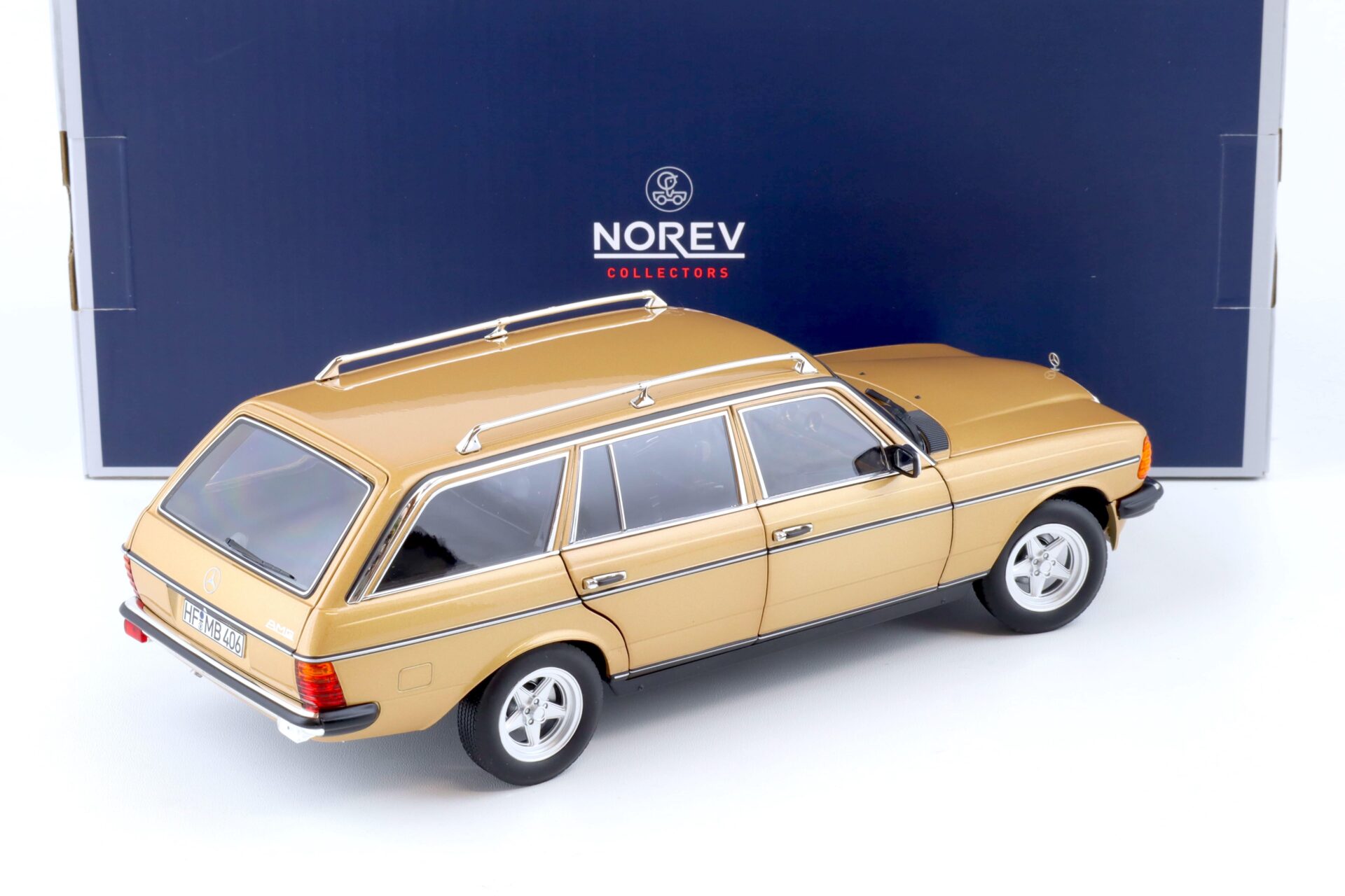 1:18 Norev Mercedes 200T S123 AMG Spec 1982 gold metallic - Limited 500 pcs.