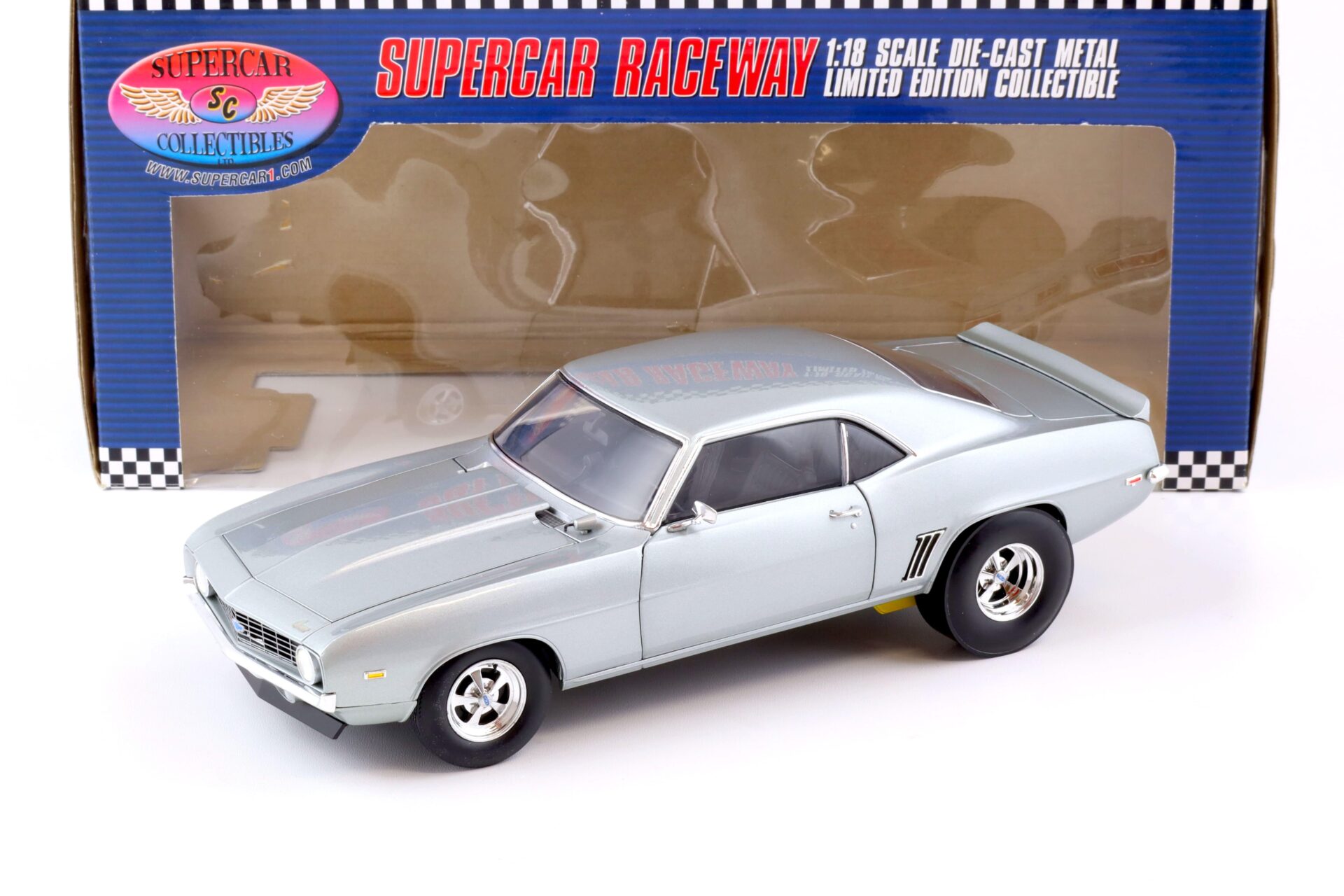 1:18 Highway61 Supercar 1969 Chevrolet Camaro 427 Super/Street Coupe Cortez silver