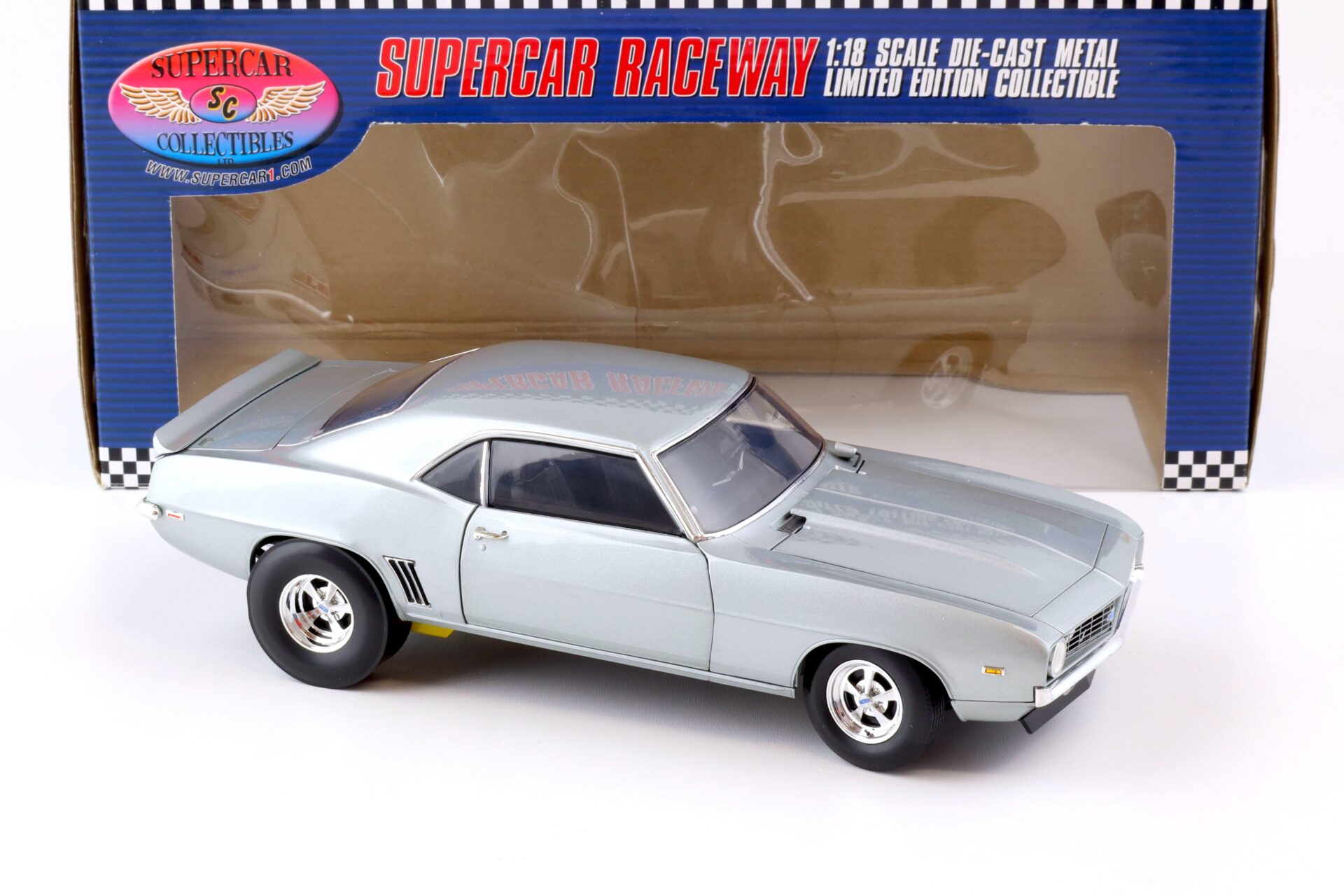 1:18 Highway61 Supercar 1969 Chevrolet Camaro 427 Super/Street Coupe Cortez silver