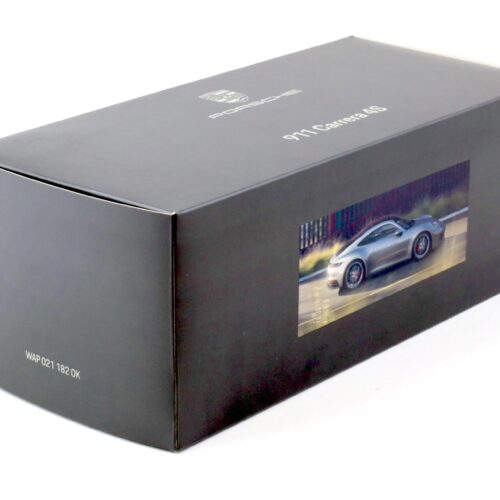 1:18 Minichamps Porsche 911 (992) Carrera 4S Coupe chalk WAP DEALER - Image 4