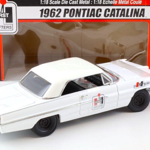 1:18 ERTL American Muscle 1962 Pontiac Catalina Hurst Shifters white