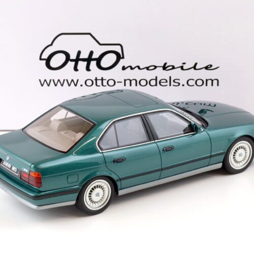 1:18 OTTO mobile OT968 BMW M5 E34 Limousine Cecotto Edition green metallic