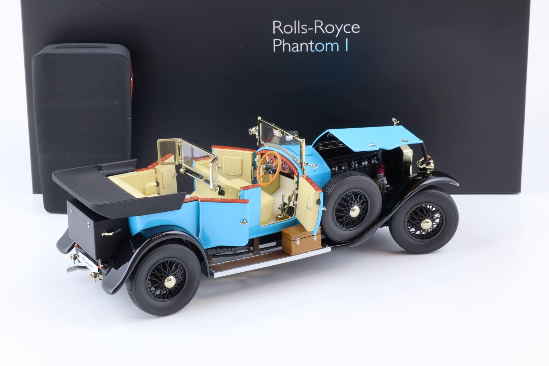 1:18 Kyosho Rolls Royce Phantom I Convertible 1926 light blue Die-Cast
