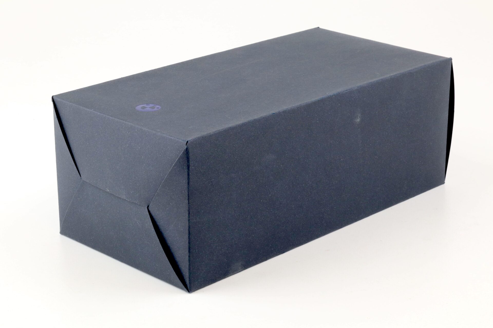 1:18 Minichamps BMW M1 Procar Clay Regazzoni #28 white/ blue/ red DEALER VERSION