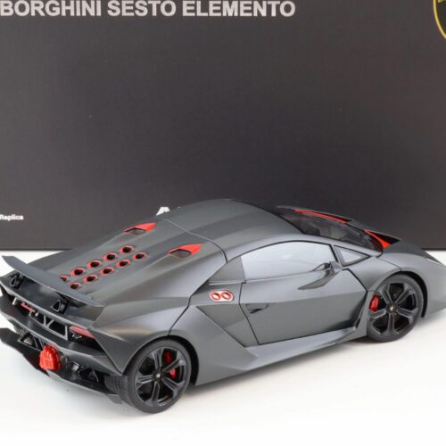 1:18 AUTOart Lamborghini Sesto Elemento Grey Carbon Fiber Pattern 74671 - Image 3