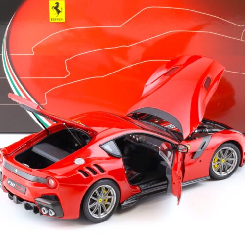 1:18 BBR Ferrari F12 TDF Rosso Corsa 322 red/ yellow brakes Die-Cast