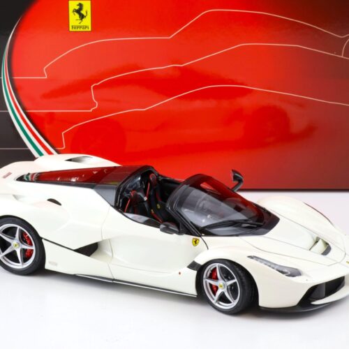 1:18 BBR Ferrari LaFerrari Aperta Bianco Italia white Die-Cast - Image 2