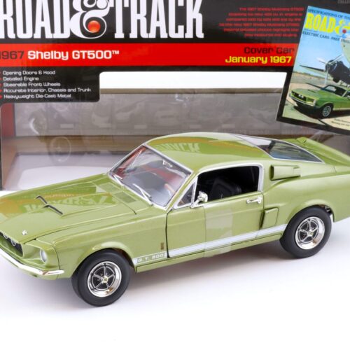 1:18 Auto World 1967 Shelby GT500 Coupe green metallic/ white Road Track Car Cover