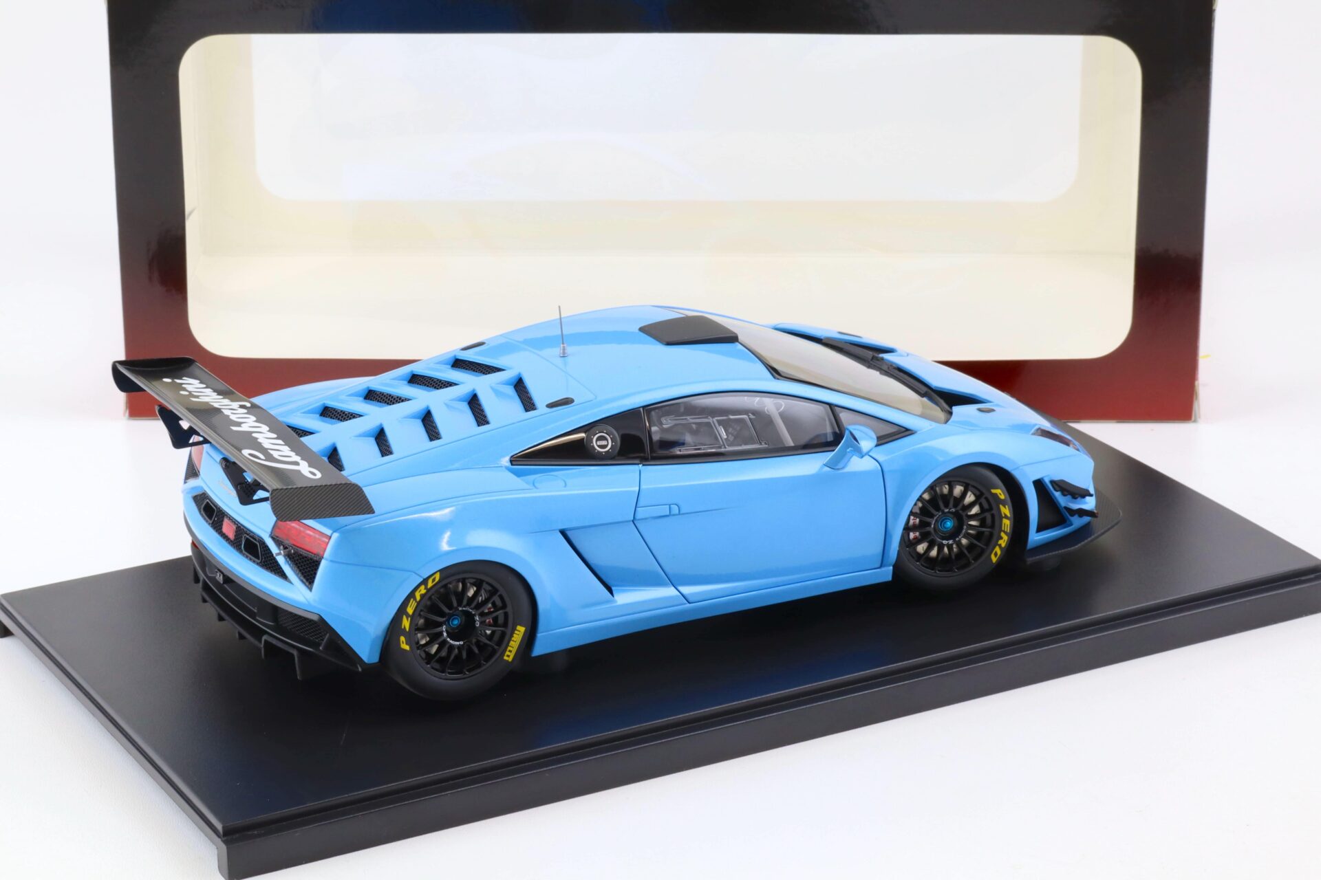 1:18 AUTOart Lamborghini Gallardo GT3 FL2 - 2013 blue metallic 81359