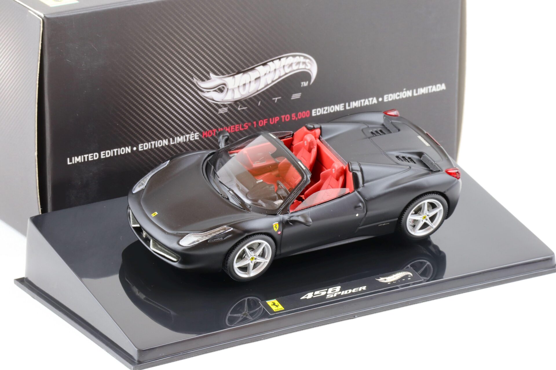 1:43 Hot Wheels Elite Ferrari 458 Spider matt black
