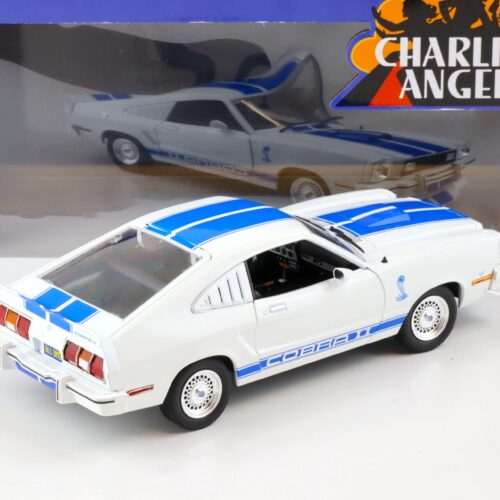 1:18 Greenlight 1976 Ford Mustang II Cobra II white Jill Munroe Charlie's Angels