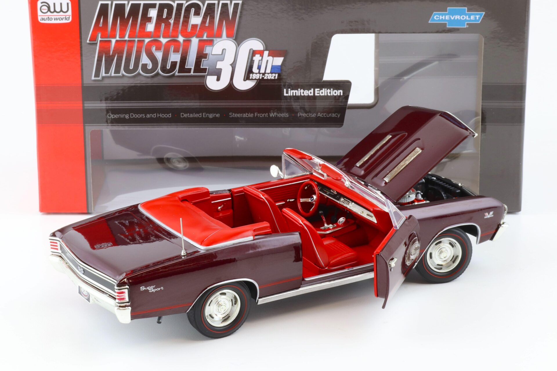 1:18 Auto World 1967 Chevrolet Chevelle SS 396 Convertible madeira maroon