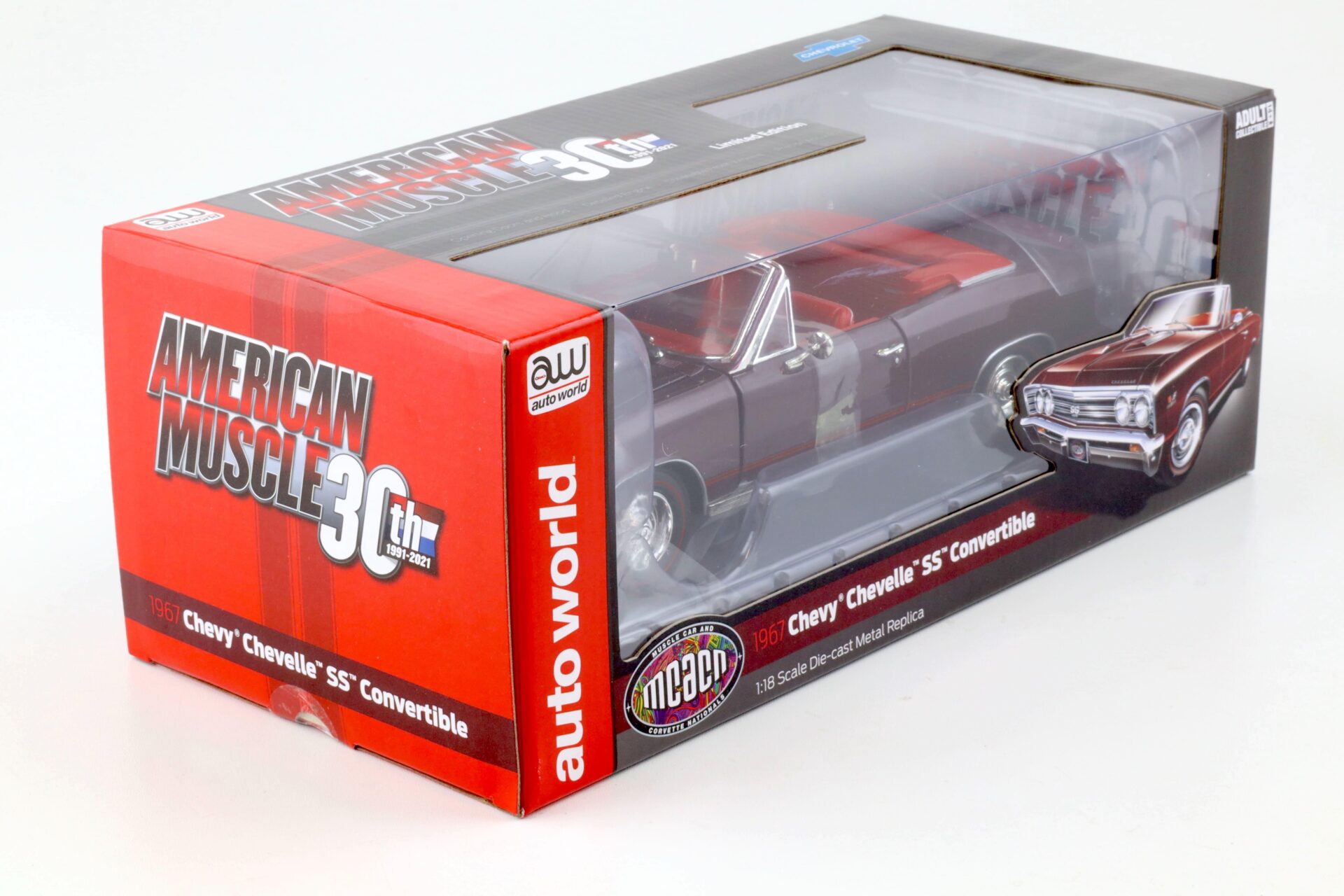 1:18 Auto World 1967 Chevrolet Chevelle SS 396 Convertible madeira maroon