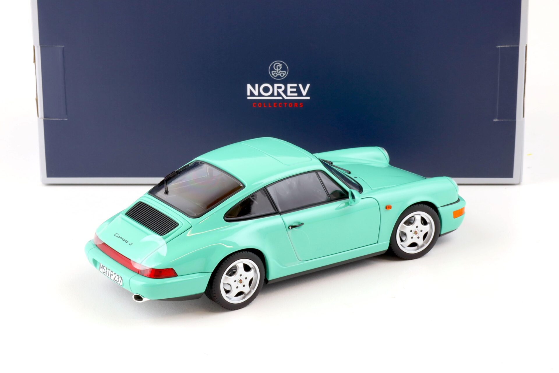1:18 Norev Porsche 911 (964) Carrera 2 Coupe 1992 mint geen