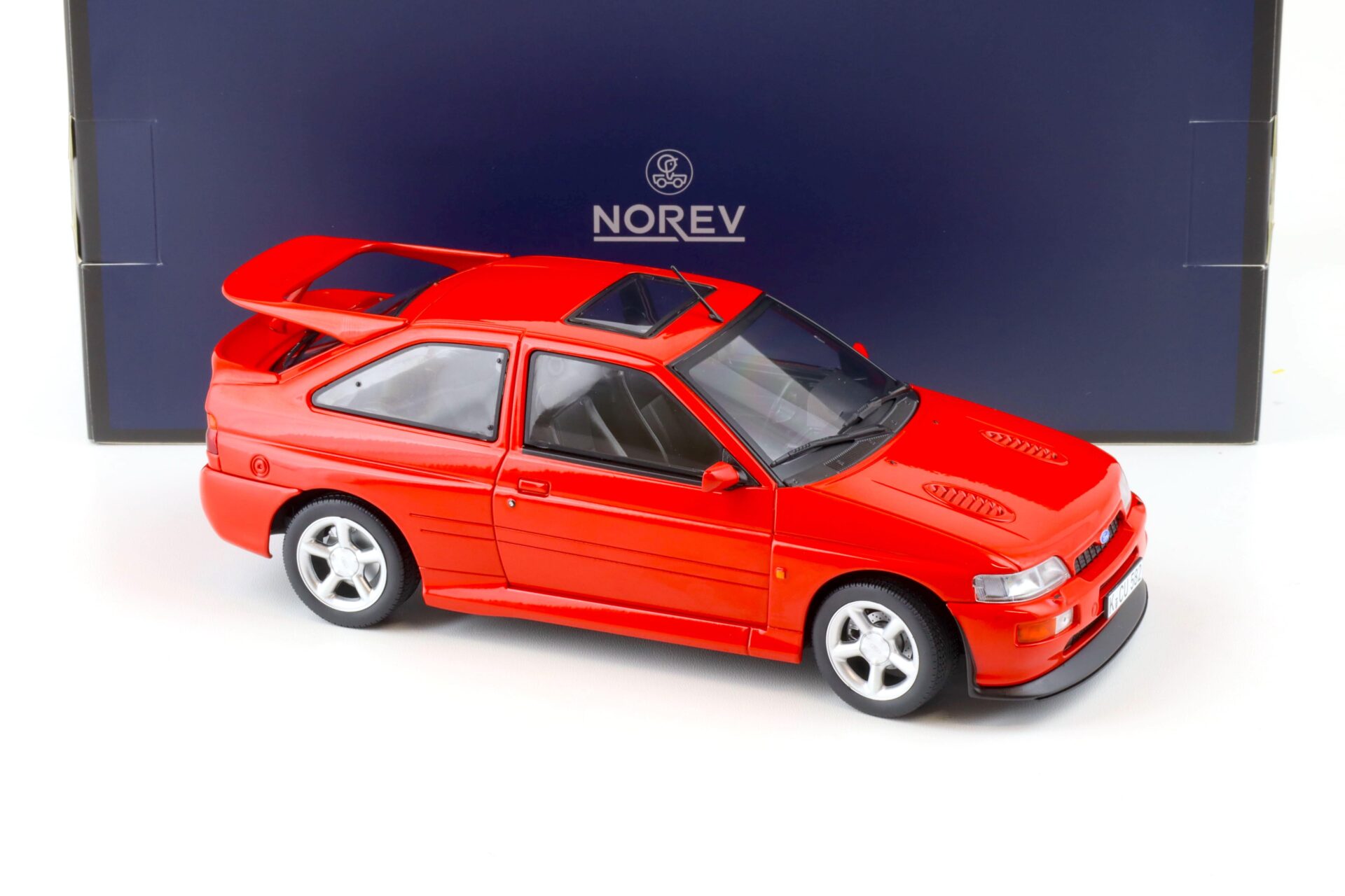 1:18 Norev Ford Escort Cosworth 1992 red - Limited 200 pcs.