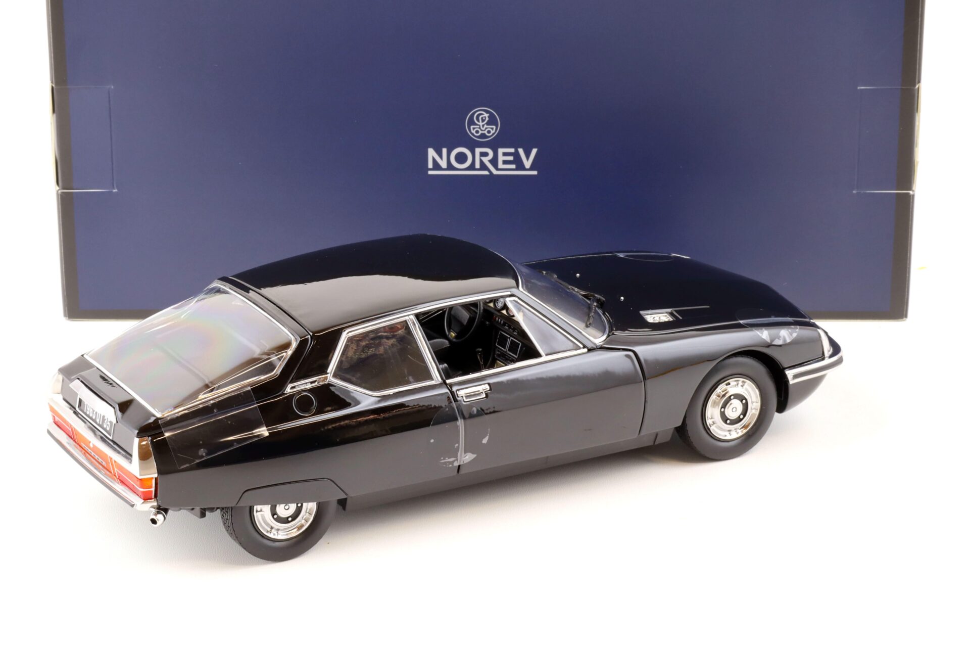 1:18 Norev Citroen SM 1972 black - Limited 300 pcs.