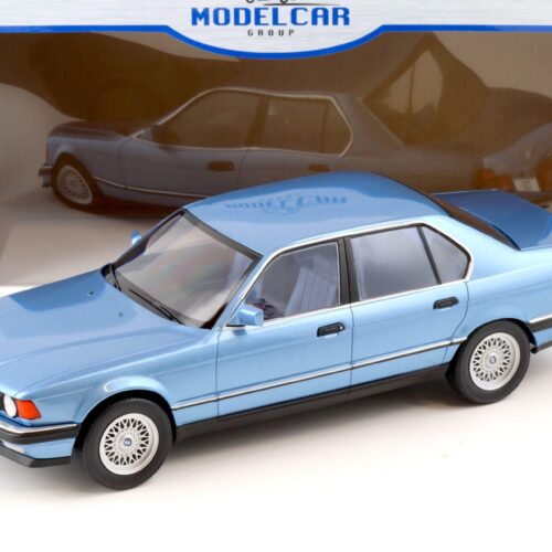 1:18 MCG BMW 7-Series 730i (E32) Limousine blue metallic