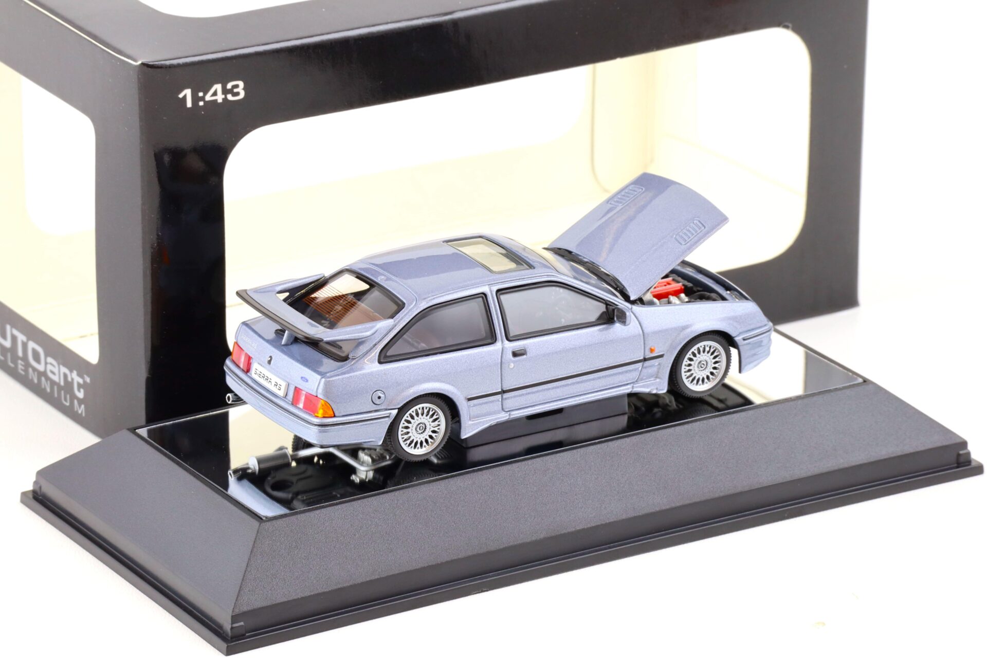 1:43 AUTOart Ford Sierra RS Cosworth 1987 Moonstone blue metallic 52863