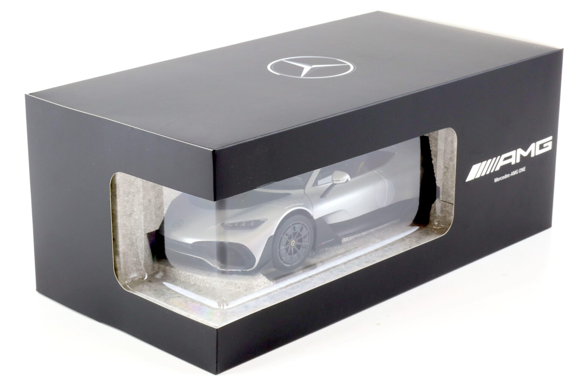 1:18 NZG Mercedes AMG ONE (C298) hightech silver 2022 DEALER VERSION