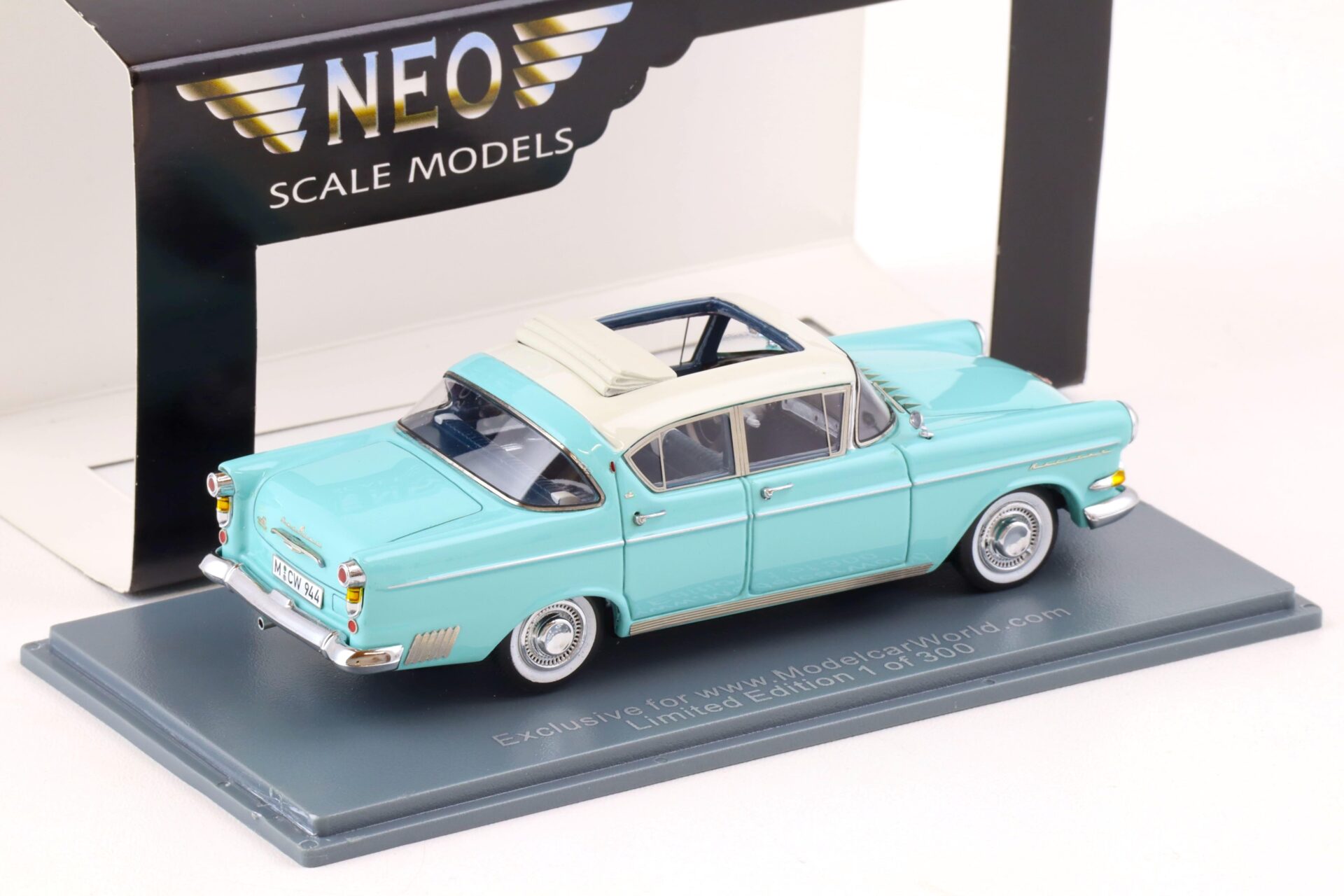 1:43 NEO Opel Kapitän 2.5L open top light blue/ white MCW Limited 300 pcs.