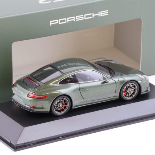 1:43 Spark Porsche 911 (991.II) GT3 Touring Package oak green WAX DEALER