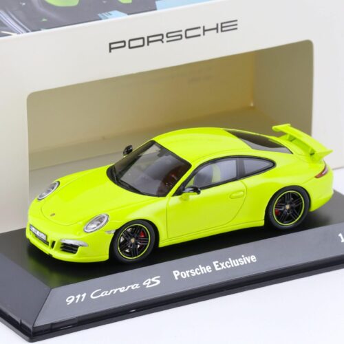 1:43 Spark Porsche 911 (991) Carrera 4S Coupe green Porsche Exclusive MAP DEALER