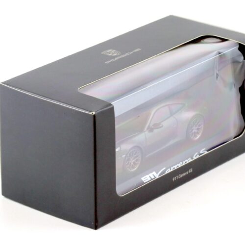 1:43 Minichamps Porsche 911 (992) Carrera 4S Coupe Aventurine green DEALER