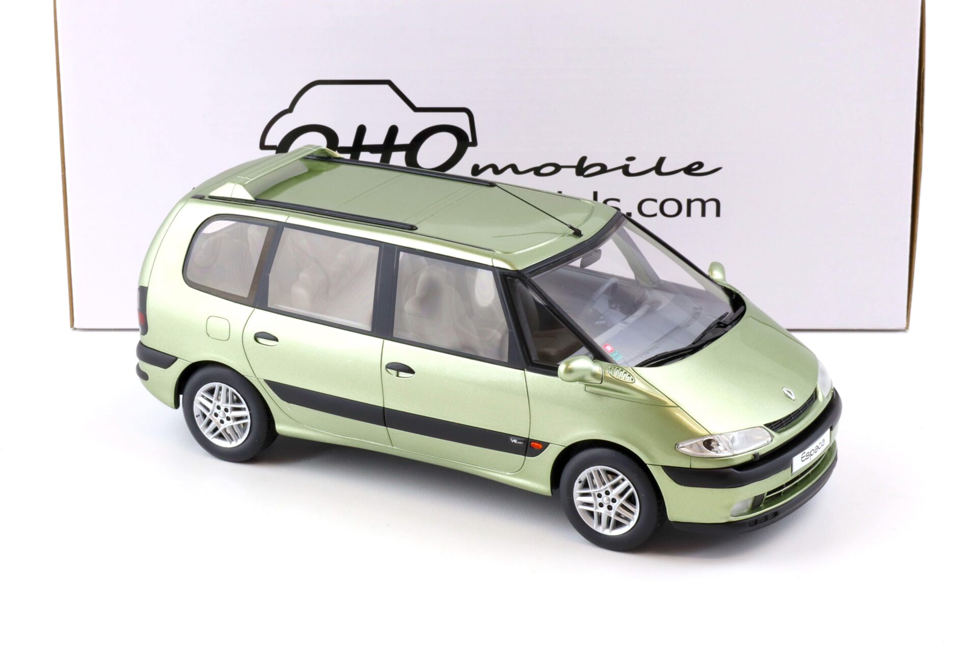 1:18 OTTO mobile OT430 Renault Espace 3 green metallic 2001