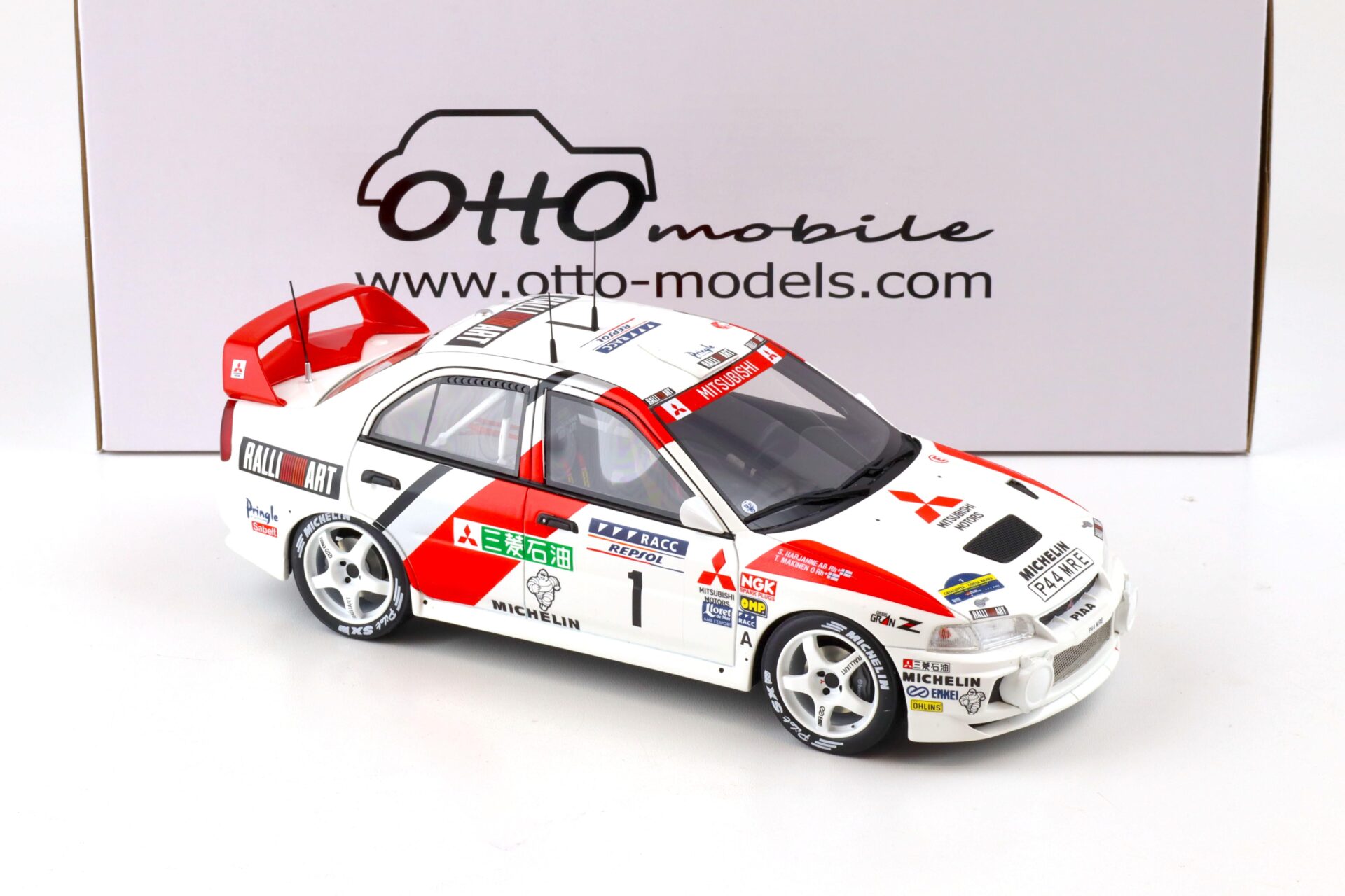 1:18 OTTO mobile OT409 Mitsubishi Lancer EVO IV Rally Catalunya 1997 Makinen