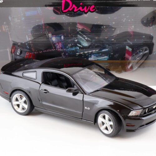 1:18 Greenlight 2011 Ford Mustang GT 5.0 Coupe black DRIVE 2011