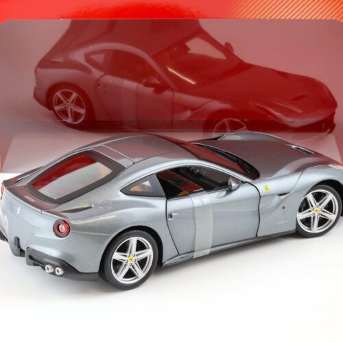 1:18 Hot Wheels Ferrari F12 Berlinetta grey metallic BCJ74