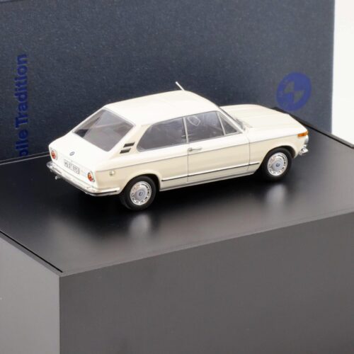 1:43 Minichamps BMW 1600 Touring white DEALER VERSION