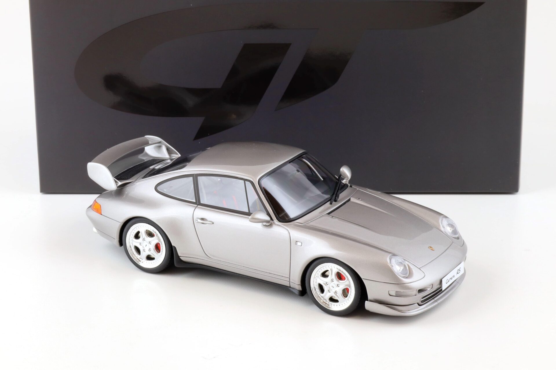 1:18 GT Spirit GT739 Porsche 911 (993) Carrera RS Clubsport Coupe 1996 silver