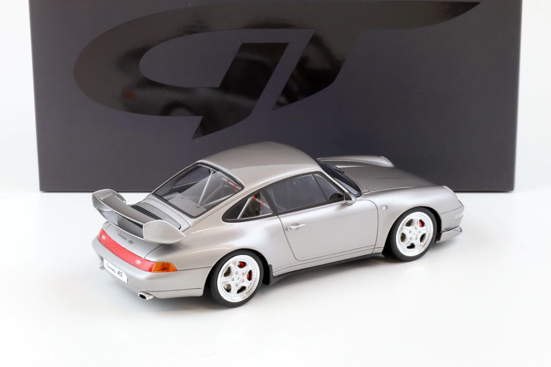 1:18 GT Spirit GT739 Porsche 911 (993) Carrera RS Clubsport Coupe 1996 silver