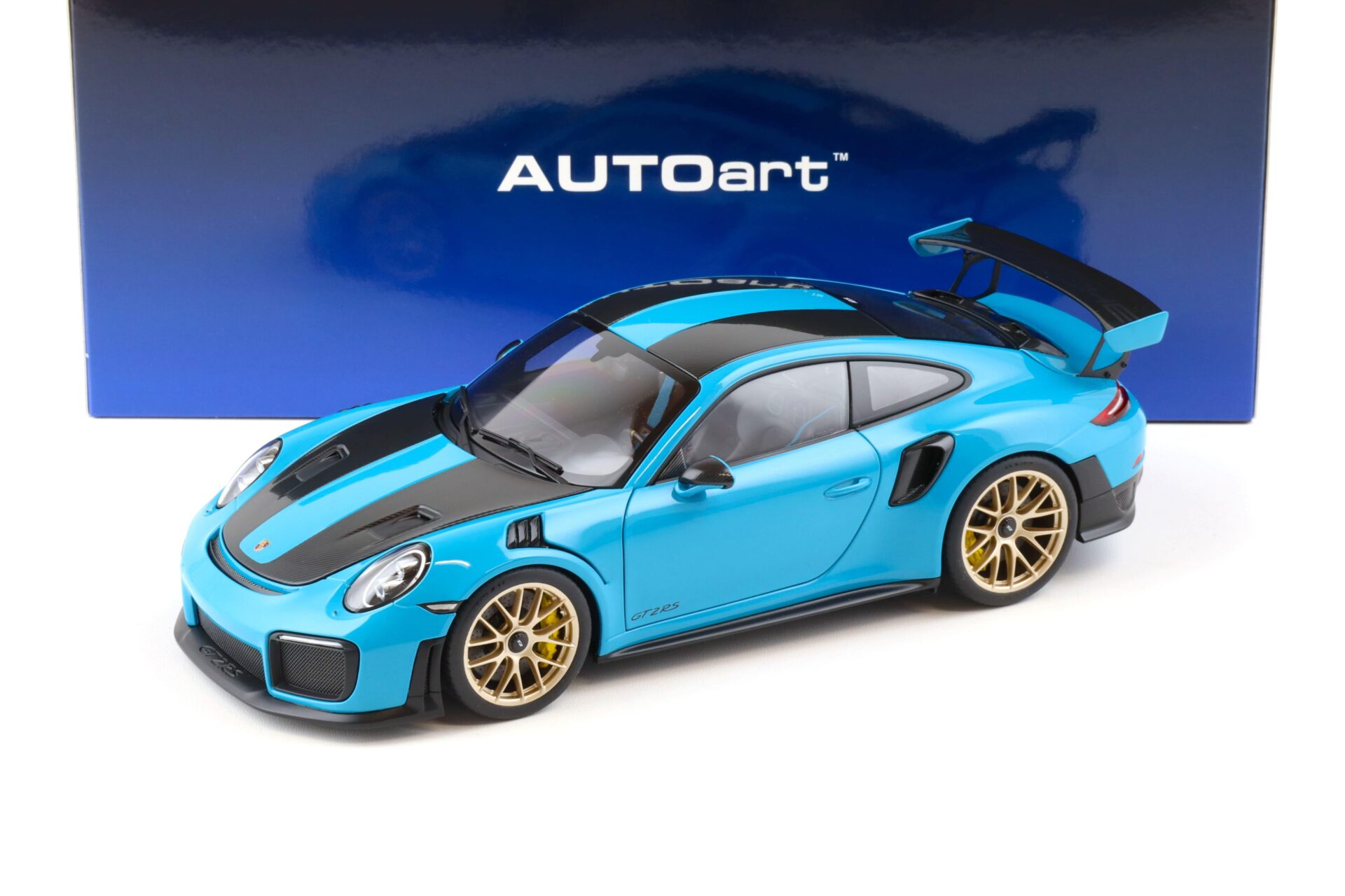 1:18 AUTOart Porsche 911 (991.2) GT2 RS 2017 Weissach Package Miami blue 78175