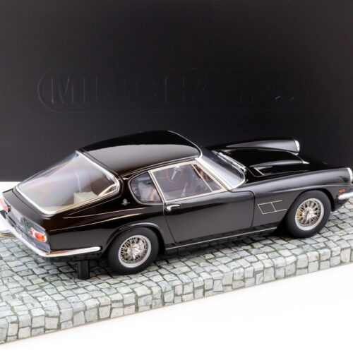 1:18 Minichamps Maserati Mistral Coupe 1963 black - Limited 250 pcs.