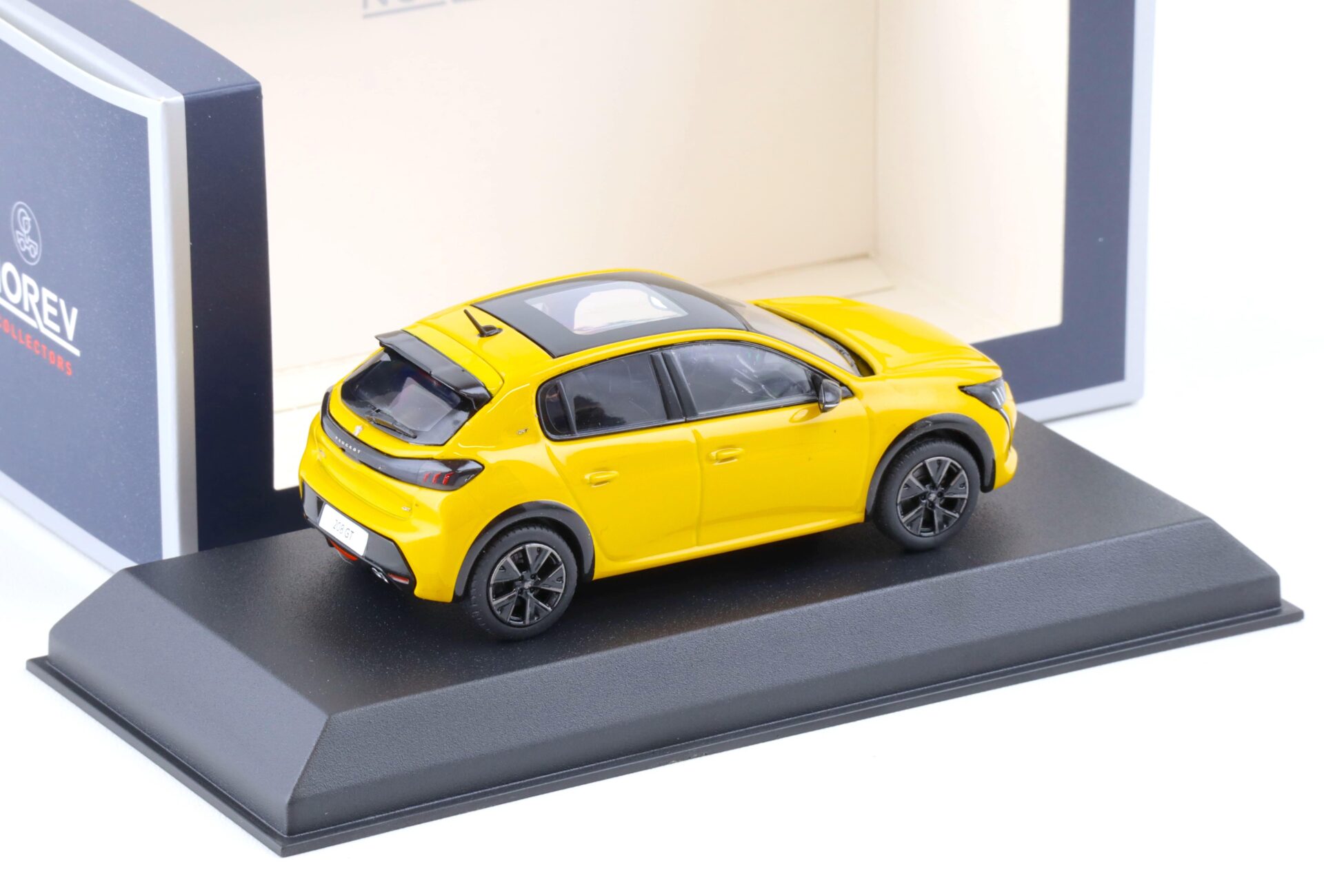1:43 Norev Peugeot 208 GT Pack 2022 Faro yellow 472835