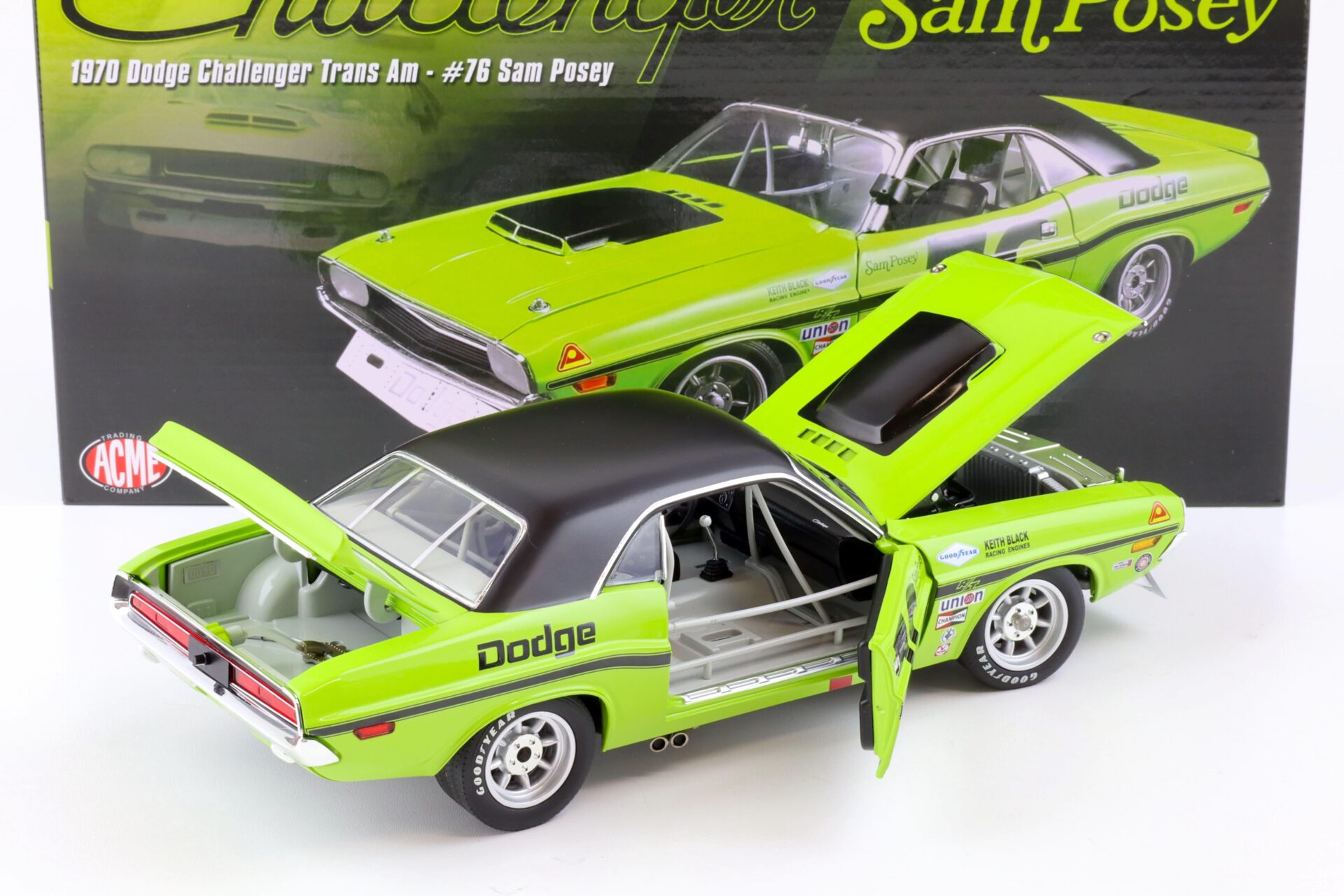 1:18 ACME 1970 Dodge Challenger Trans Am Sam Posey #76 green/ black