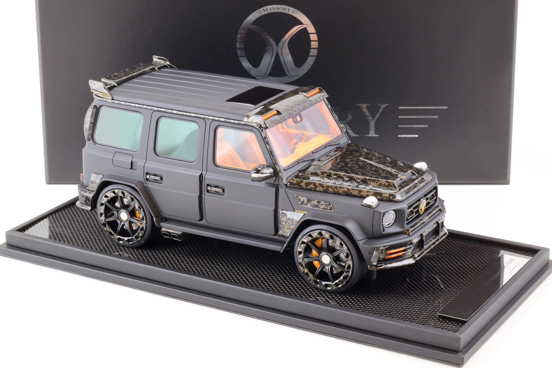 1:18 Motorhelix Mercedes G-Class G63 AMG Mansory matt black - Limited 149 pcs.