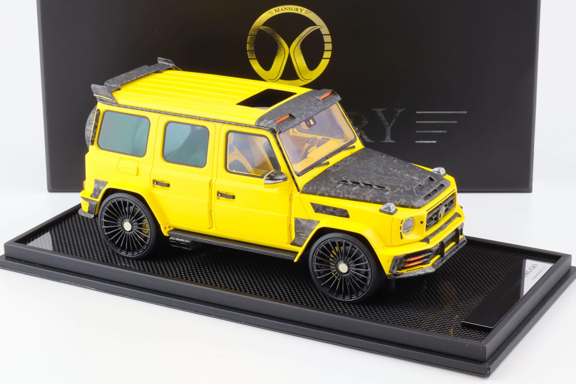 1:18 Motorhelix Mercedes G-Class G63 AMG Mansory matt yellow - Limited 49 pcs.
