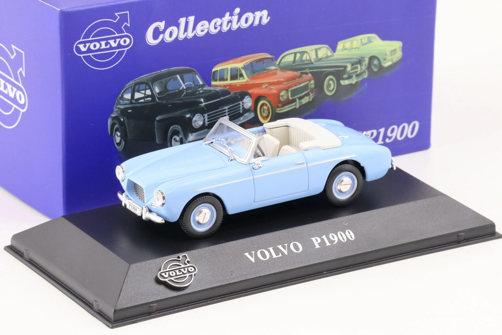 1:43 Atlas IXO Volvo Collection 1956 Volvo P1900 Cabriolet light blue
